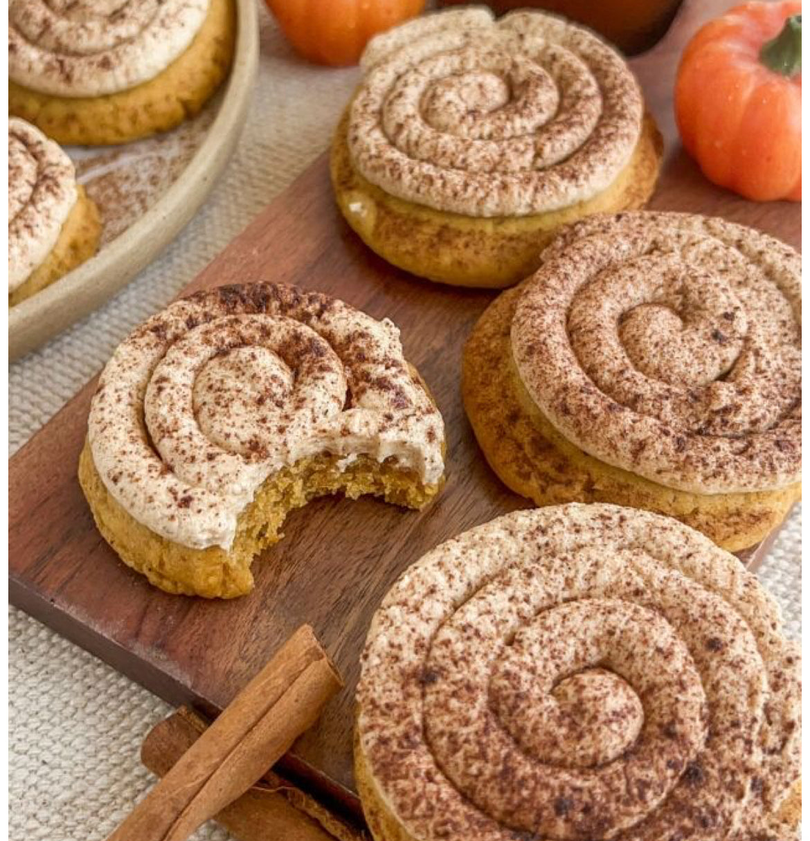 Pumpkin Cookie with Cinnamon Frosting